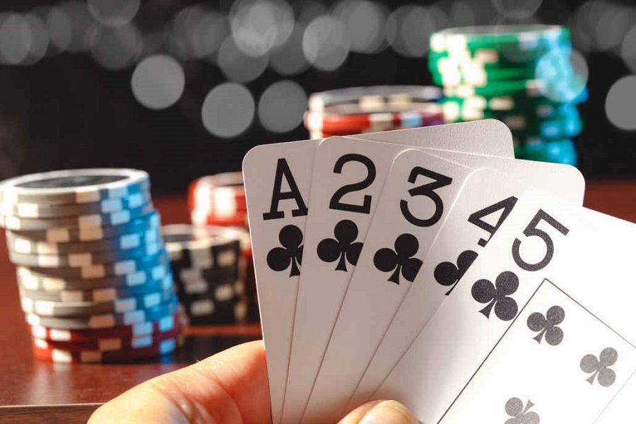 Tất tần tật từ A đến Z về tựa game Poker 5 lá