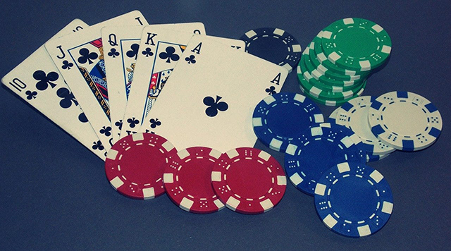 Cách tạo lợi thế trên bàn cược Poker để đánh bại được người chơi khác